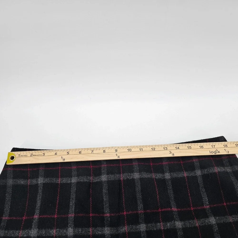 Talbots Pencil Skirt Womens 16 Black Pink Plaid Wool Blend Lined Back Vent